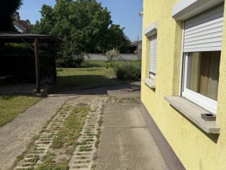 Eladó 141 m²-escsaládi ház Szigetszentmiklós, Arpad  utchoz közel utca: 92'800'000 Ft