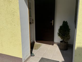 Eladó 141 m²-escsaládi ház Szigetszentmiklós, Arpad  utchoz közel utca: 92'800'000 Ft