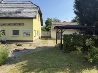 Eladó 141 m²-escsaládi ház Szigetszentmiklós, Arpad  utchoz közel utca: 92'800'000 Ft