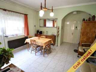 Eladó 141 m²-escsaládi ház Szigetszentmiklós, Arpad  utchoz közel utca: 93'990'000 Ft