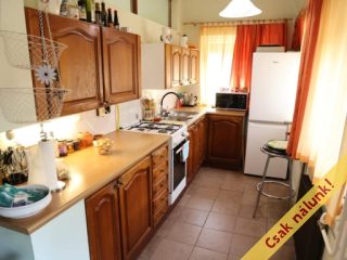 Eladó 141 m²-escsaládi ház Szigetszentmiklós, Arpad  utchoz közel utca: 93'990'000 Ft
