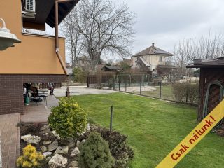 Eladó 132 m²-escsaládi ház Szigetszentmiklós, Bíró Lajos utca közeli, Duna parti utca: 99'000'000 Ft