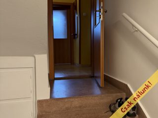 Eladó 132 m²-escsaládi ház Szigetszentmiklós, Bíró Lajos utca közeli, Duna parti utca: 99'000'000 Ft