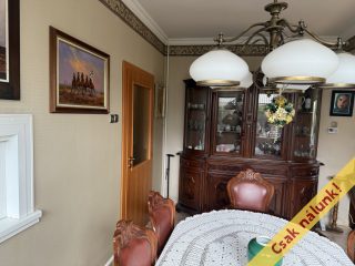 Eladó 132 m²-escsaládi ház Szigetszentmiklós, Bíró Lajos utca közeli, Duna parti utca: 99'000'000 Ft