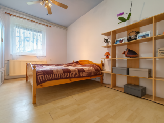 Eladó 170 m²-escsaládi ház Szigetszentmiklós, Boglya utca: 128'000'000 Ft