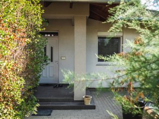 Eladó 123 m²-escsaládi ház Szigetszentmiklós, Duna közeli utca: 128'000'000 Ft