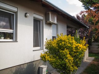 Eladó 123 m²-escsaládi ház Szigetszentmiklós, Duna közeli utca: 128'000'000 Ft