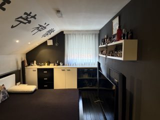 Eladó 100 m²-escsaládi ház Szigetszentmiklós, Föveny köz közeli köz: 159'900'000 Ft