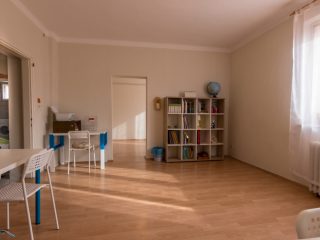 Eladó 195 m²-escsaládi ház Szigetszentmiklós, Határ út közeli utca: 85'000'000 Ft