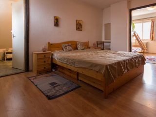 Eladó 195 m²-escsaládi ház Szigetszentmiklós, Határ út közeli utca: 85'000'000 Ft