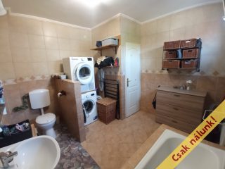 Eladó 112 m²-escsaládi ház Szigetszentmiklós, KOMÁROMI utca: 129'500'000 Ft