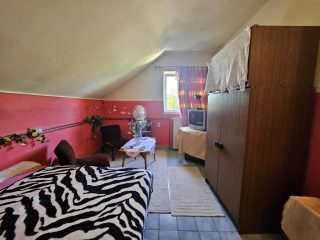 Eladó 230 m²-escsaládi ház Szigetszentmiklós, Kakukkfű utca: 78'000'000 Ft