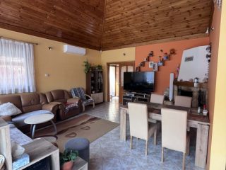 Eladó 98 m²-escsaládi ház Szigetszentmiklós (Kertváros) , Központ közeli utca: 119'500'000 Ft