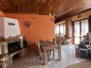 Eladó 98 m²-escsaládi ház Szigetszentmiklós (Kertváros) , Központ közeli utca: 119'500'000 Ft