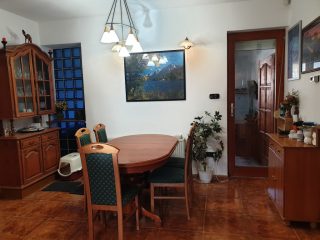 Eladó 200 m²-escsaládi ház Szigetszentmiklós, Kertvárosban: 159'000'000 Ft