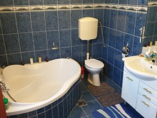 Eladó 200 m²-escsaládi ház Szigetszentmiklós, Kertvárosban: 159'000'000 Ft