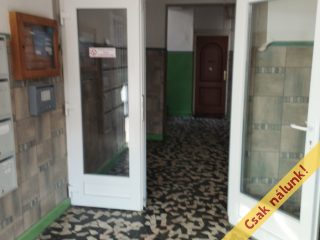 Eladó 53 m²-estársasházi lakás Szigetszentmiklós, Központ közeli utca: 51'900'000 Ft