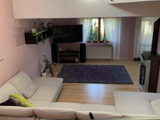 Eladó 219 m²-escsaládi ház Szigetszentmiklós, Műúthoz közeli utca: 177'000'000 Ft