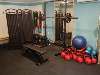 Kiadó 70 m²-esüzlethelyiség utcai bejárattal Szigetszentmiklós (Óváros) , dr Lengyel Lajos utca közeli utca: 250'000 Ft