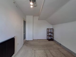 Eladó 85 m²-estársasházi lakás Szigetszentmiklós, Óváros közeli utca: 59'900'000 Ft
