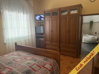 Eladó 502 m²-escsaládi ház Szigetszentmiklós, Ragád részen utca: 249'000'000 Ft