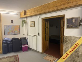 Eladó 502 m²-escsaládi ház Szigetszentmiklós, Ragád részen utca: 249'000'000 Ft