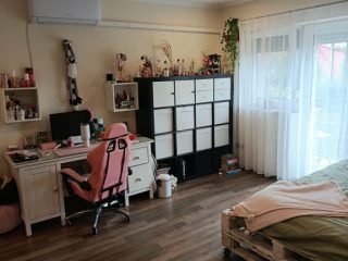 Eladó 150 m²-escsaládi ház Szigetszentmiklós, Sas utca közeli utca: 139'000'000 Ft