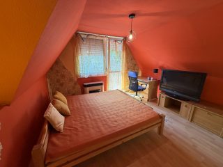 Eladó 57 m²-escsaládi ház Szigetszentmiklós, Szedres utca: 68'000'000 Ft