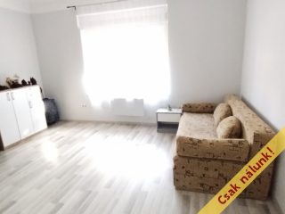 Eladó 85 m²-escsaládi ház Szigetszentmiklós, Város központ közeli utca: 77'900'000 Ft