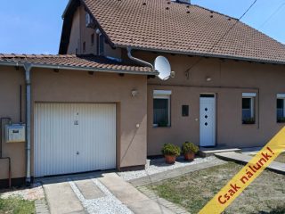 Eladó 118 m²-esikerház Szigetszentmiklós, Veréb utca közeli utca: 95'000'000 Ft