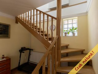 Eladó 150 m²-escsaládi ház Szob, Arany János utca: 98'000'000 Ft