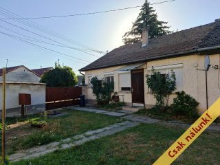 Eladó 78 m²-esikerház Szob, Árpád út: 25'000'000 Ft