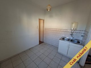 Eladó 78 m²-esikerház Szob, Árpád út: 25'000'000 Ft