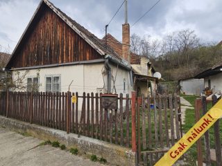 Eladó 85 m²-escsaládi ház Szob, Mátyás király utca: 26'500'000 Ft