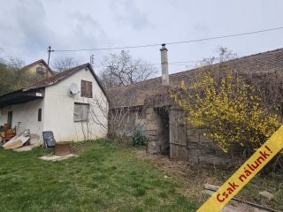 Eladó 85 m²-escsaládi ház Szob, Mátyás király utca: 26'500'000 Ft