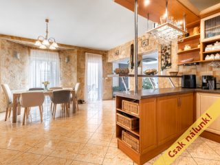 Eladó 147 m²-escsaládi ház Sződ, Rátóti utca: 129'000'000 Ft