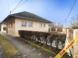 Eladó 147 m²-escsaládi ház Sződ, Rátóti utca: 129'000'000 Ft