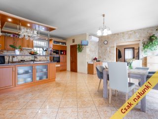 Eladó 147 m²-escsaládi ház Sződ, Rátóti utca: 129'000'000 Ft