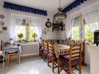 Eladó 184 m²-escsaládi ház Sződliget, Rezeda utca: 145'900'000 Ft