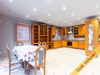 Eladó 243 m²-escsaládi ház Szokolya, TÖRÖK PATAK utca: 225'000'000 Ft