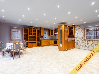 Eladó 243 m²-escsaládi ház Szokolya, TÖRÖK PATAK utca: 225'000'000 Ft