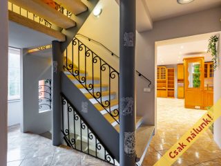 Eladó 243 m²-escsaládi ház Szokolya, TÖRÖK PATAK utca: 225'000'000 Ft