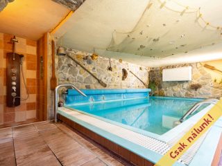 Eladó 243 m²-escsaládi ház Szokolya, TÖRÖK PATAK utca: 225'000'000 Ft