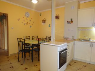 Eladó 68 m²-estársasházi lakás Szolnok, Malom utca: 44'000'000 Ft