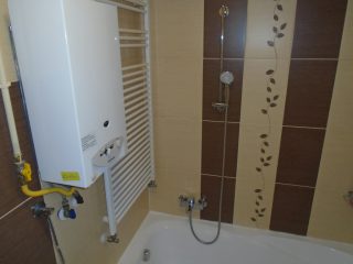 Eladó 41 m²-estársasházi lakás Szolnok, Szántó körút: 28'000'000 Ft
