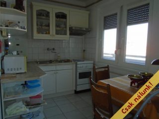 Eladó 58 m²-estársasházi lakás Szolnok, Vitéz Szathmári József utca: 34'800'000 Ft