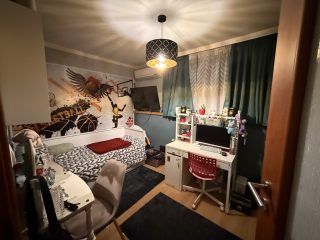 Eladó 250 m²-escsaládi ház Taksony, Dunaparti: 349'900'000 Ft