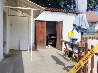 Eladó 88 m²-escsaládi ház Tápióság, Bicskei utca: 35'000'000 Ft
