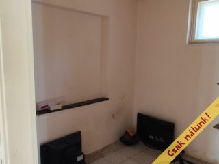 Eladó 88 m²-escsaládi ház Tápióság, Bicskei utca: 35'000'000 Ft