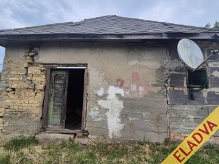 Eladó 61 m²-escsaládi ház Tápióság, Központhoz közeli út: 12'900'000 Ft